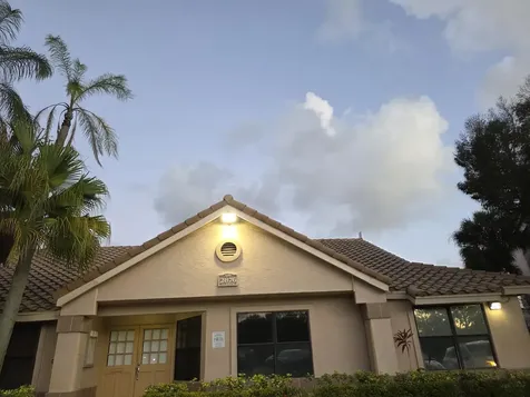 2796 S University Drive Davie FL 33328