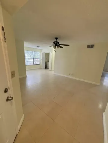 2796 S University Drive Davie FL 33328