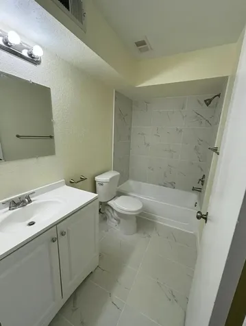 2796 S University Drive Davie FL 33328