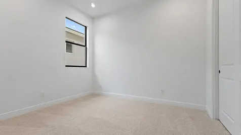 203 Se Via Sangro Port Saint Lucie FL 34952