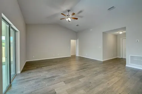 1057 SW Dartmouth Avenue Port Saint Lucie FL 34953