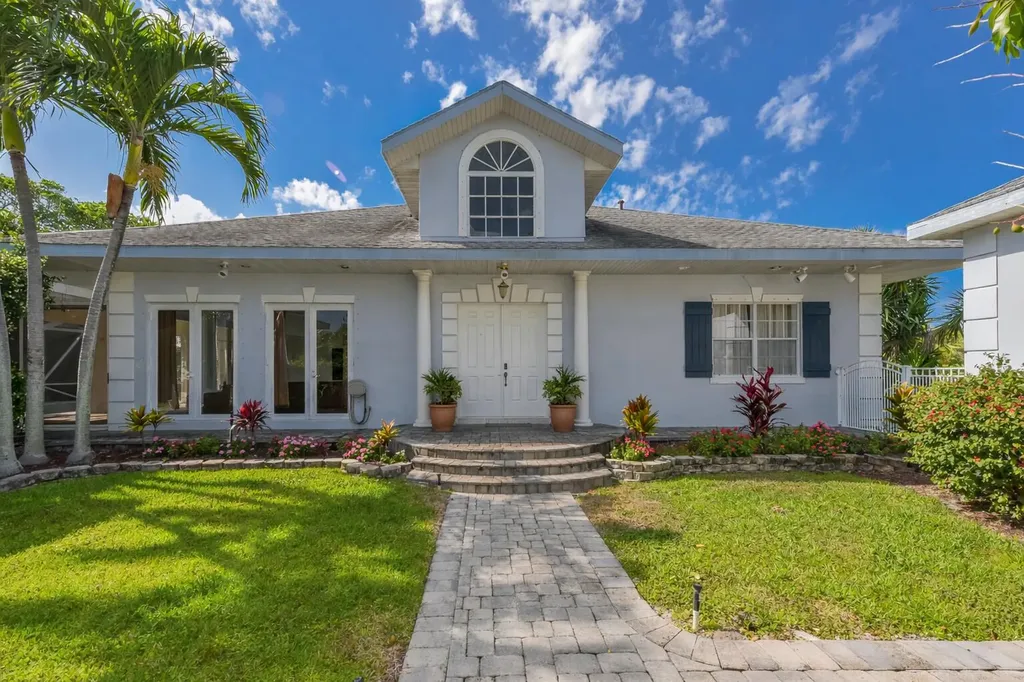 11900 SE Plutus Avenue Hobe Sound FL 33455