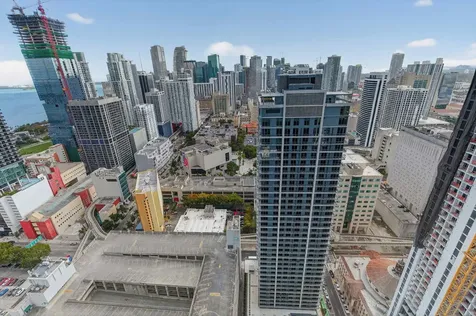 159 Ne 6th Street Miami FL 33132