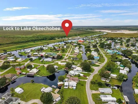 1493 Hunter Road Okeechobee FL 34974