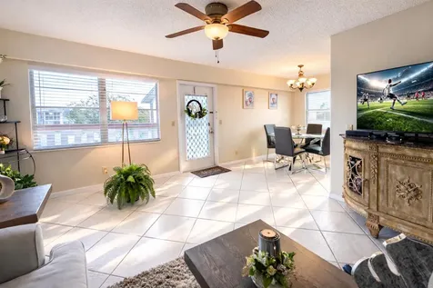 33 Preston A Boca Raton FL 33434