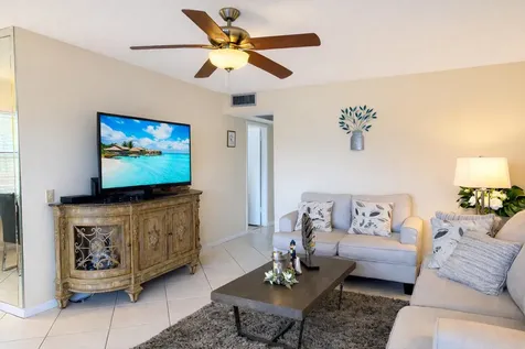 33 Preston A Boca Raton FL 33434
