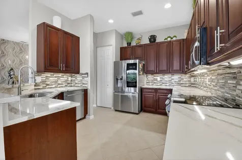 7015 Imperial Beach Circle Delray Beach FL 33446