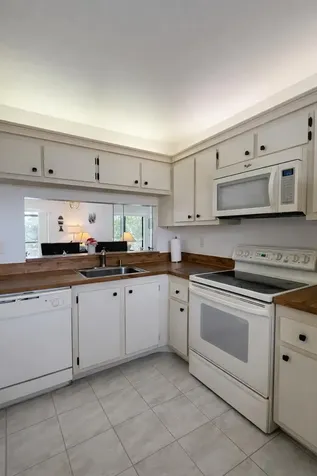7118 Golf Colony Court Lake Worth FL 33467