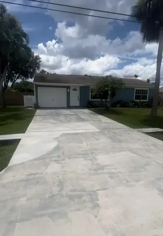 1790 SE North Buttonwood Drive Port Saint Lucie FL 34952