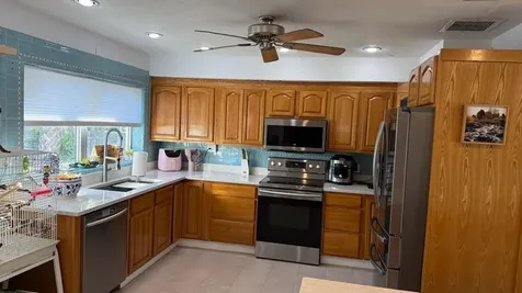 147 E 28th Street Riviera Beach FL 33404