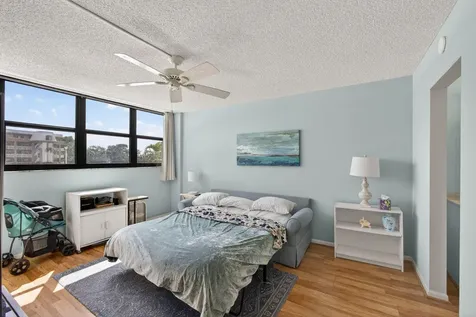 336 Golfview Road North Palm Beach FL 33408