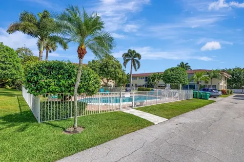 2134 Ne 36th Street Lighthouse Point FL 33064