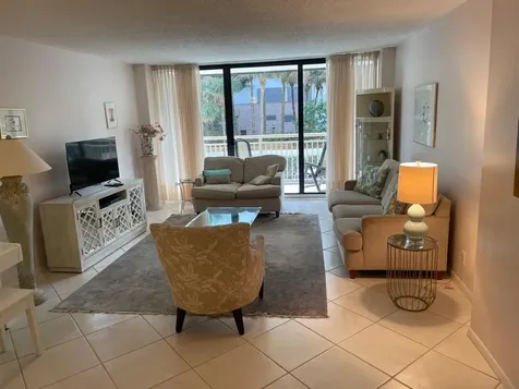 3400 N. Ocean 204 Drive Riviera Beach FL 33404