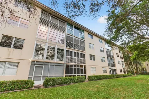 1704 Andros Isle(s) Coconut Creek FL 33066