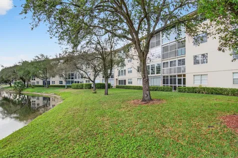 1704 Andros Isle(s) Coconut Creek FL 33066