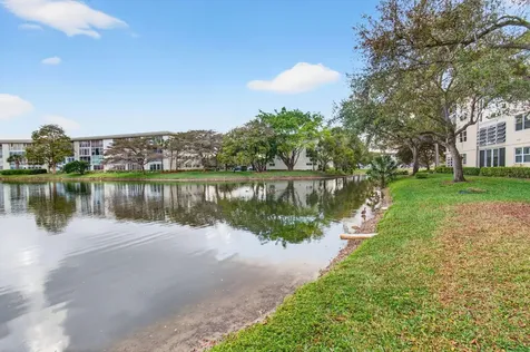 1704 Andros Isle(s) Coconut Creek FL 33066