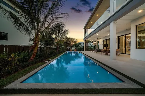 299 Ne 7th Street Boca Raton FL 33432