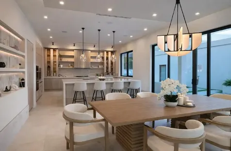 299 Ne 7th Street Boca Raton FL 33432