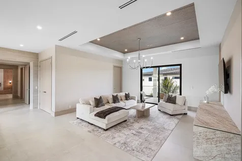 299 Ne 7th Street Boca Raton FL 33432