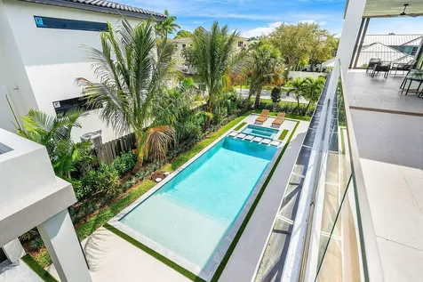 299 Ne 7th Street Boca Raton FL 33432