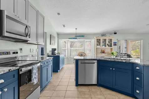 672 Sw Paar Drive Port Saint Lucie FL 34953