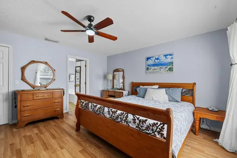 672 Sw Paar Drive Port Saint Lucie FL 34953