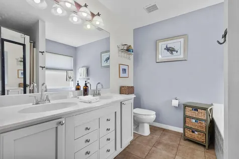 672 Sw Paar Drive Port Saint Lucie FL 34953