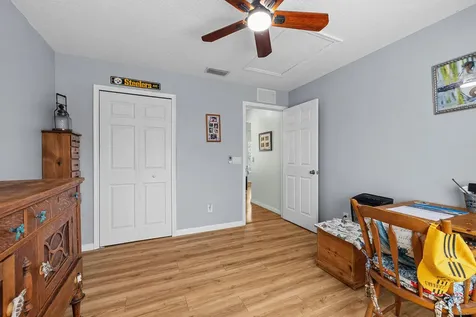 672 Sw Paar Drive Port Saint Lucie FL 34953