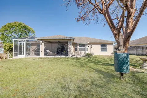 672 Sw Paar Drive Port Saint Lucie FL 34953