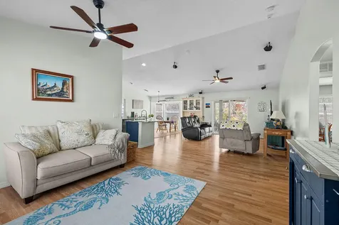 672 Sw Paar Drive Port Saint Lucie FL 34953