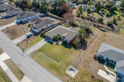 672 Sw Paar Drive Port Saint Lucie FL 34953