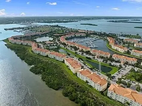 26 Harbour Isle Drive Fort Pierce FL 34949