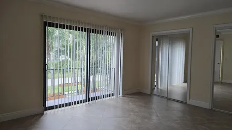 257 Lake Arbor Drive Palm Springs FL 33461