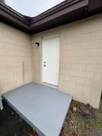 806 N 25th Street Fort Pierce FL 34946