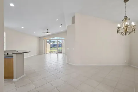 7086 Del Corso Lane Delray Beach FL 33446