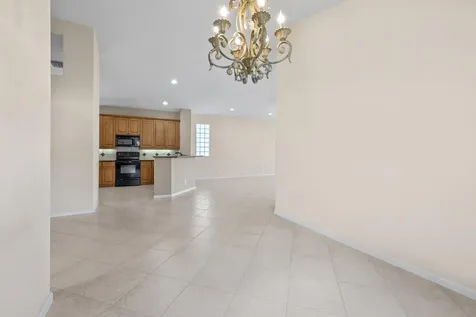 7086 Del Corso Lane Delray Beach FL 33446