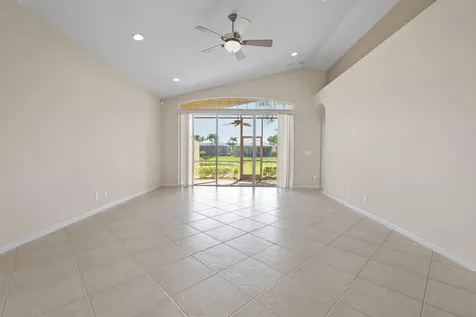 7086 Del Corso Lane Delray Beach FL 33446