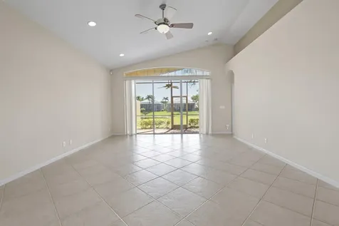 7086 Del Corso Lane Delray Beach FL 33446