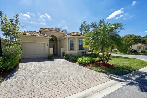 7086 Del Corso Lane Delray Beach FL 33446