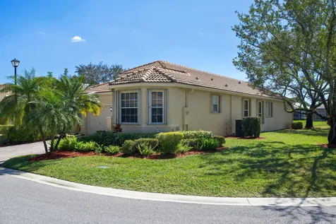 7086 Del Corso Lane Delray Beach FL 33446