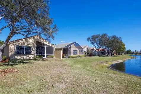 7086 Del Corso Lane Delray Beach FL 33446