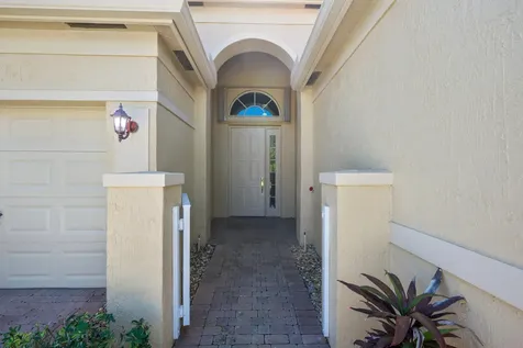 7086 Del Corso Lane Delray Beach FL 33446