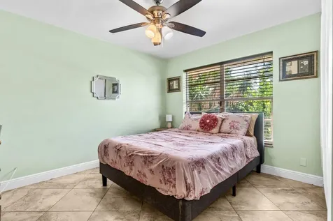 1352 Wyndcliff Drive Wellington FL 33414
