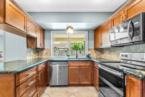 1352 Wyndcliff Drive Wellington FL 33414