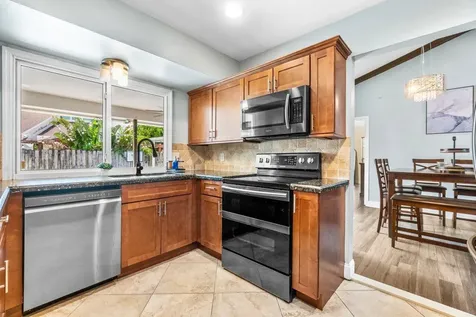 1352 Wyndcliff Drive Wellington FL 33414