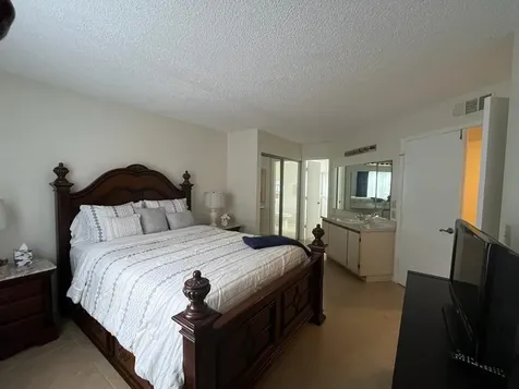 1533 SE Royal Green Circle Port Saint Lucie FL 34952