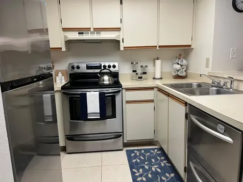 1533 SE Royal Green Circle Port Saint Lucie FL 34952