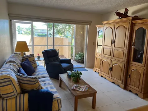 1533 SE Royal Green Circle Port Saint Lucie FL 34952