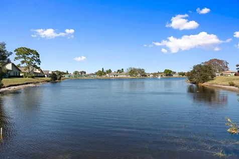 1781 S Dovetail Drive Fort Pierce FL 34982