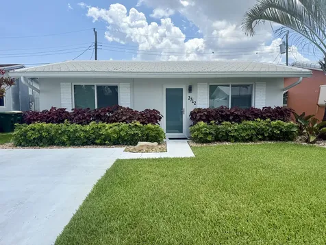 2712 Nw 52nd Court Tamarac FL 33309